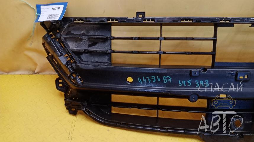 Geely Tugella (FY11) Решетка в бампер