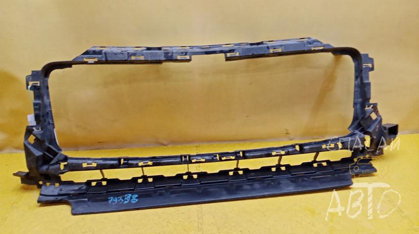 Mercedes-Benz W463 G-klasse Решетка радиатора