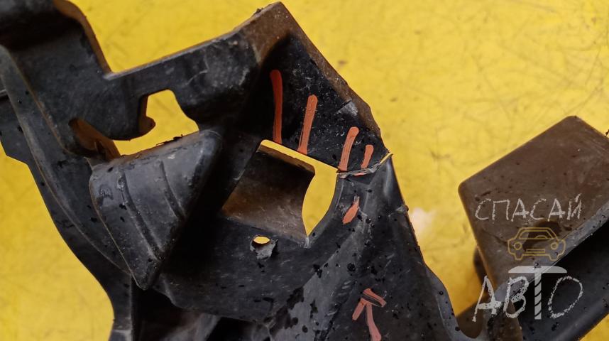 Mercedes-Benz W463 G-klasse Решетка радиатора