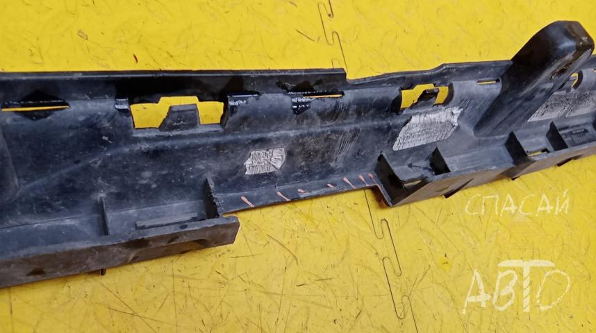 Mercedes-Benz W463 G-klasse Решетка радиатора