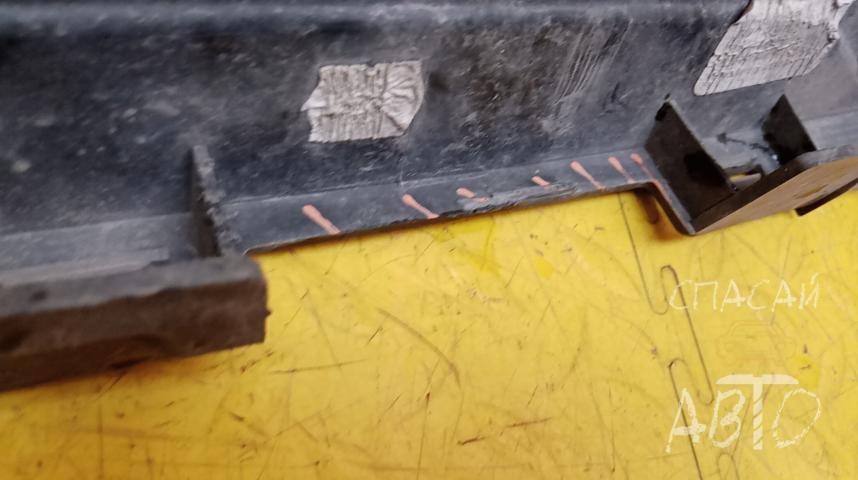 Mercedes-Benz W463 G-klasse Решетка радиатора