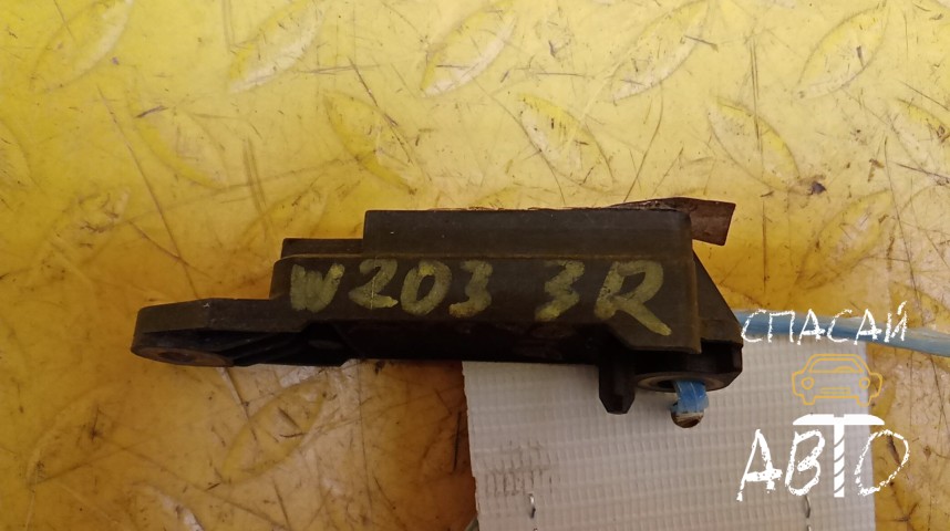 Mercedes-Benz W203 С-klasse Датчик AIR BAG  - OEM A0018204426