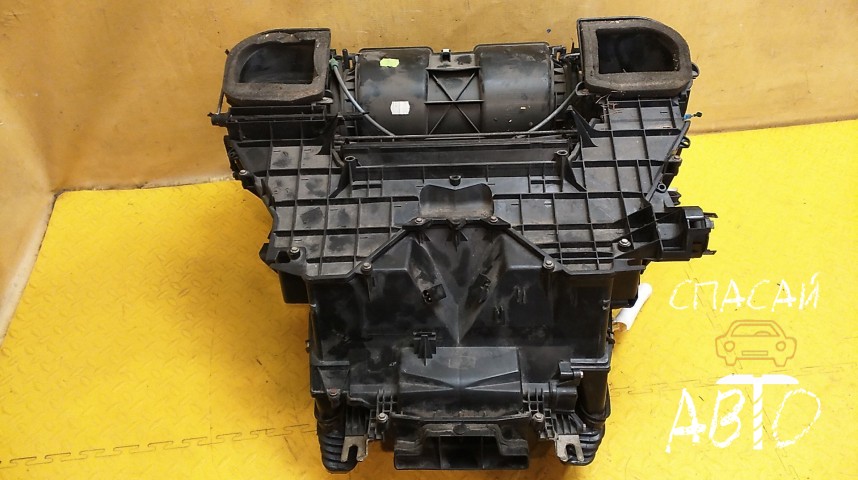 BMW X5 E53 Корпус отопителя - OEM 64118385565