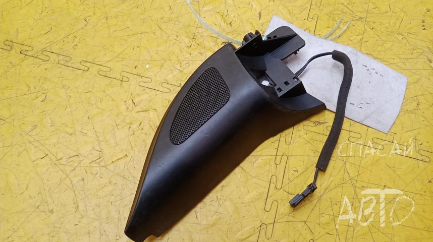 Volkswagen Golf VI Накладка (кузов внутри)