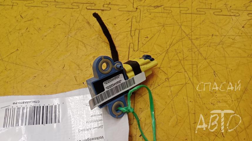 Volkswagen Golf V Датчик AIR BAG