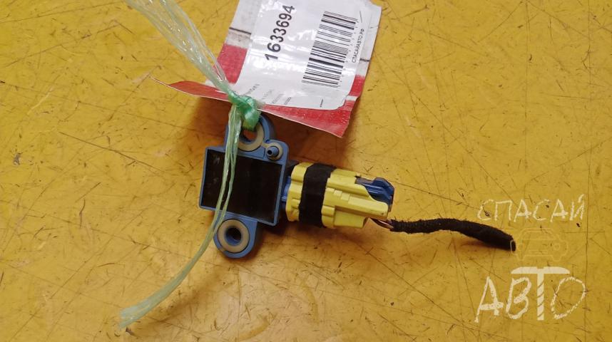 Volkswagen Golf V Датчик AIR BAG