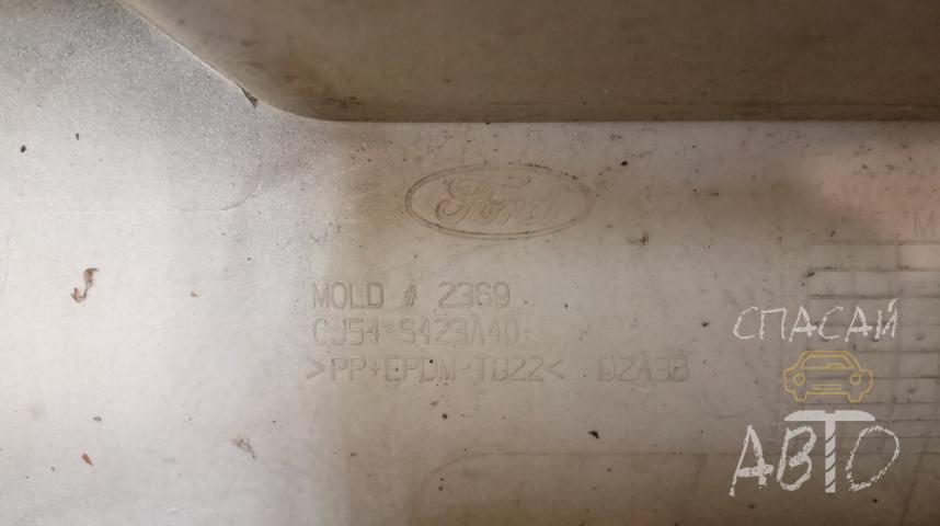 Ford Kuga II Накладка двери багажника
