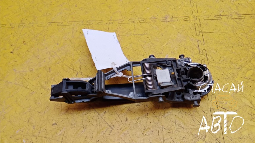 Volkswagen Golf V Ручка двери передней правой наружная - OEM 1K0837885A