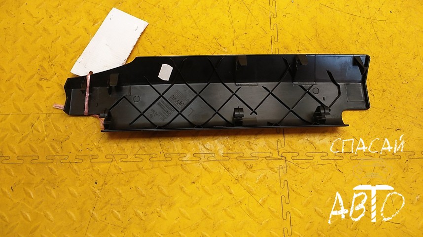 BMW 7-серия F01/F02 Накладка (кузов внутри) - OEM 52106981777