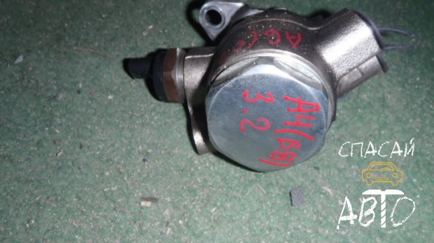 Audi A4 (B8) ТНВД - OEM 06E127025Q