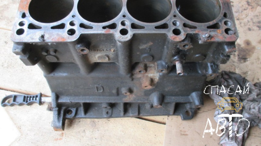 Volkswagen Passat (B5) Блок цилиндров ДВС - OEM 058103101D