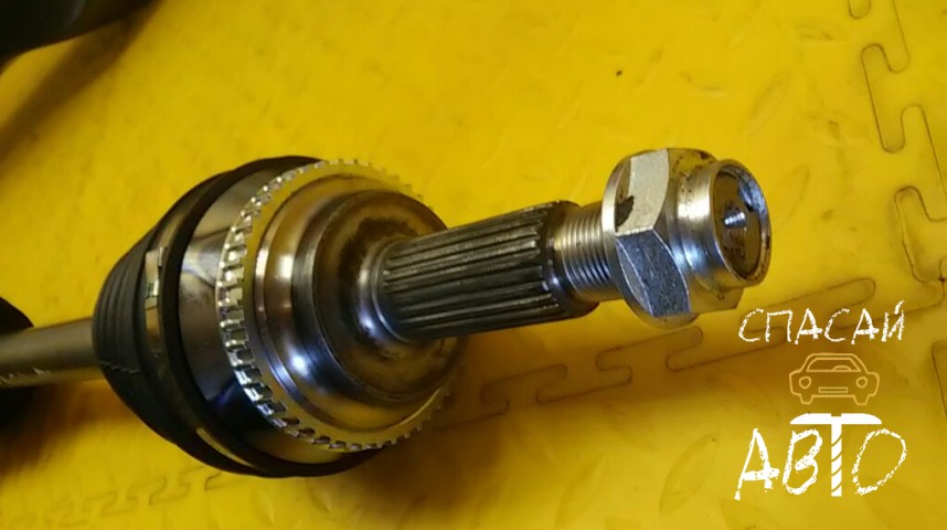 Toyota CorollaVerso Полуось передняя (привод) - OEM 4342005240