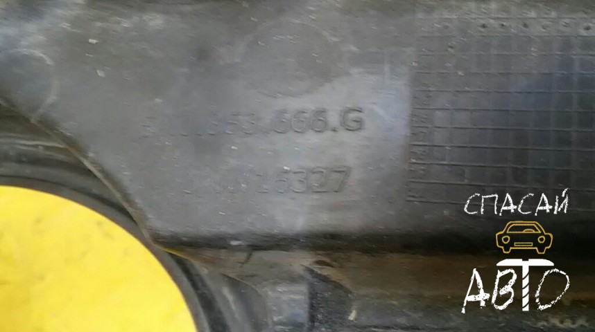 Volkswagen Tiguan Решетка в бампер - OEM 5N0853666G