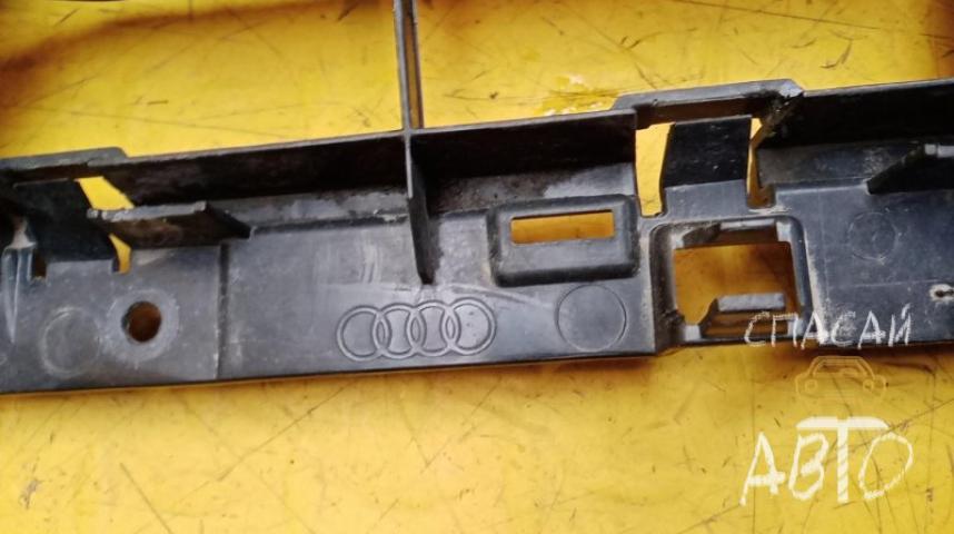 Audi Q3 Решетка в бампер