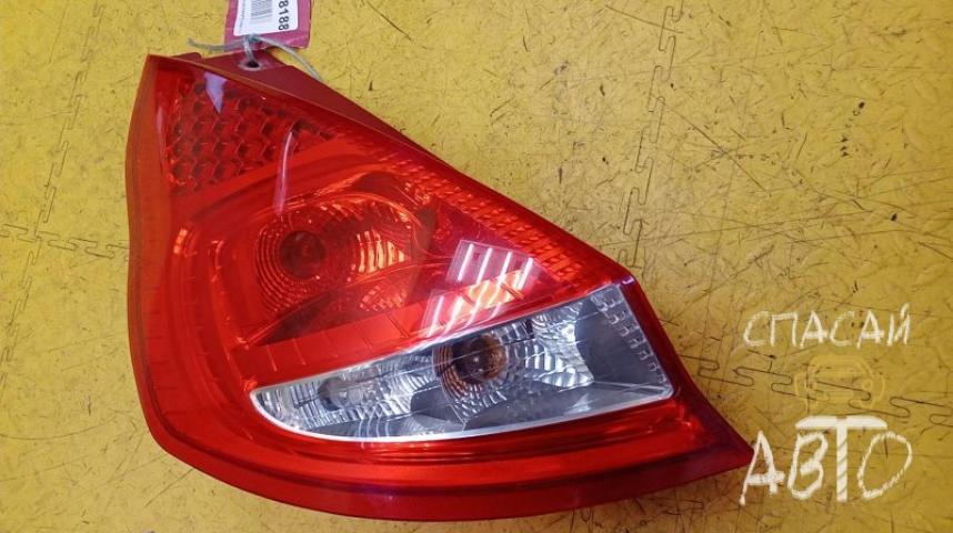 Ford Fiesta III Фонарь задний