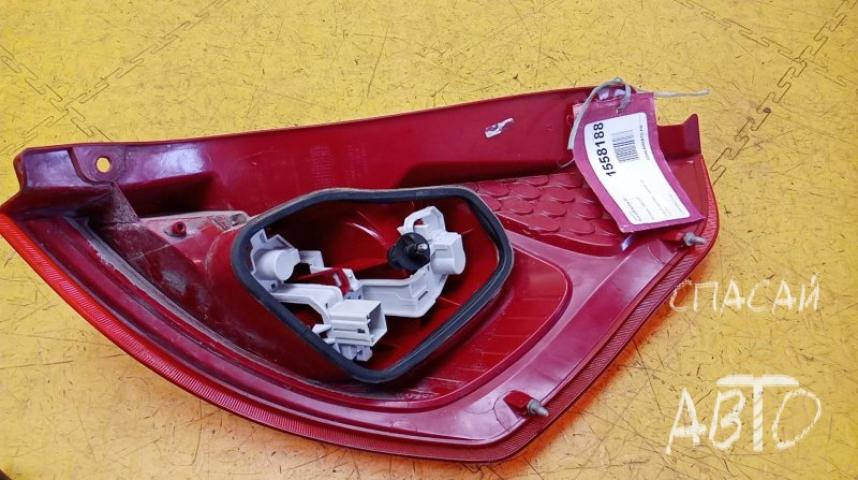 Ford Fiesta III Фонарь задний