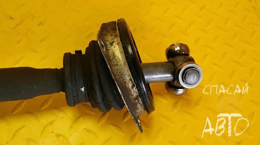 Nissan Almera (G15) Полуось передняя (привод)