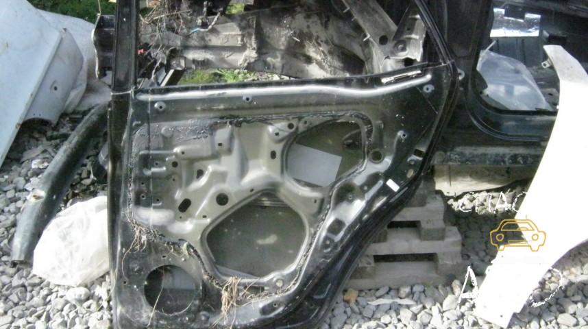 Toyota Auris (E15) Дверь задняя правая - OEM 6700302250