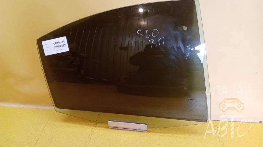 Volvo S60 Стекло двери задней правой