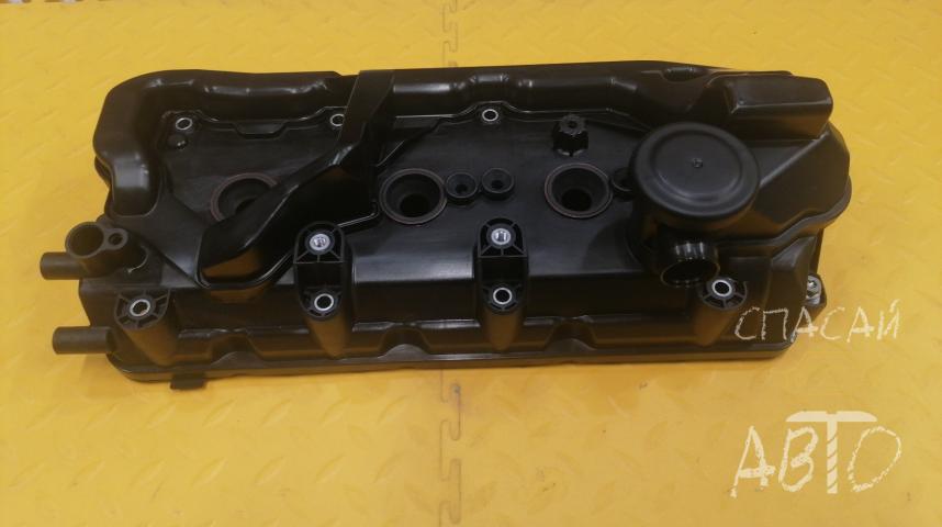 Audi Q7 (4M) Крышка двигателя