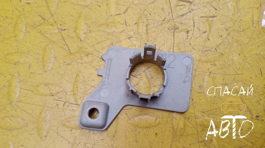 BMW 1-серия F20/F21 Кронштейн (кузов снаружи) - OEM 51128064155