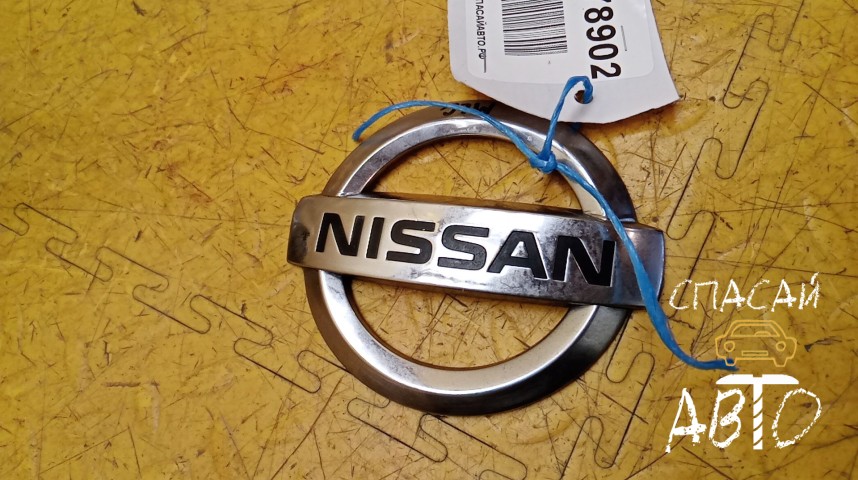 Nissan Micra (K13K) Эмблема