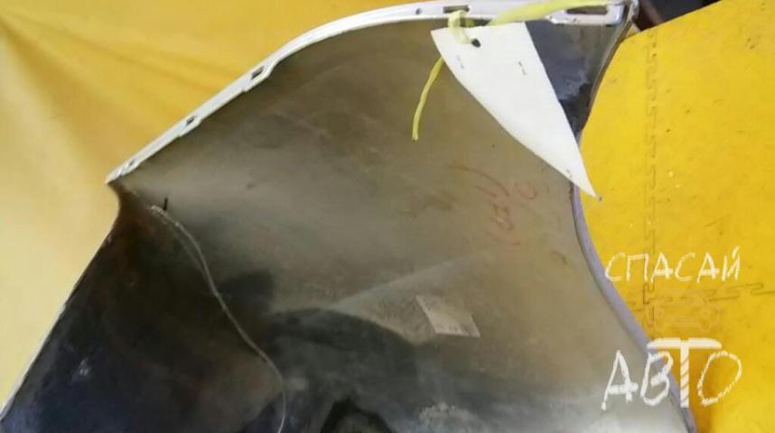 Toyota Prius Бампер задний