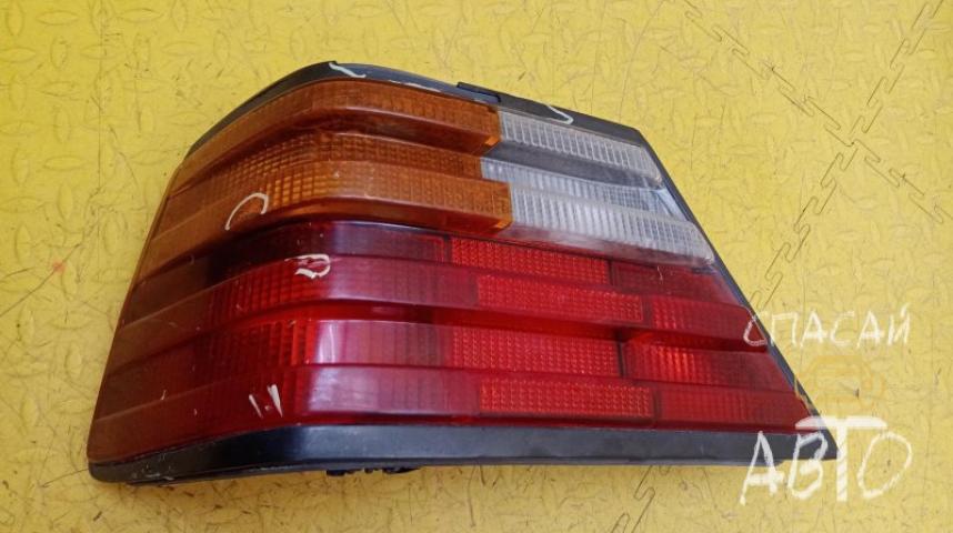 Mercedes-Benz W124 Фонарь задний