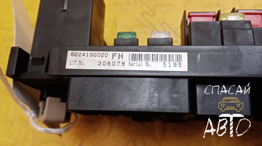 Subaru Forester (S13) Блок предохранителей - OEM 82241SG020