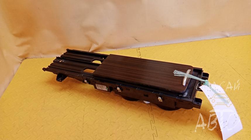Land Rover Range Rover IV Подстаканник