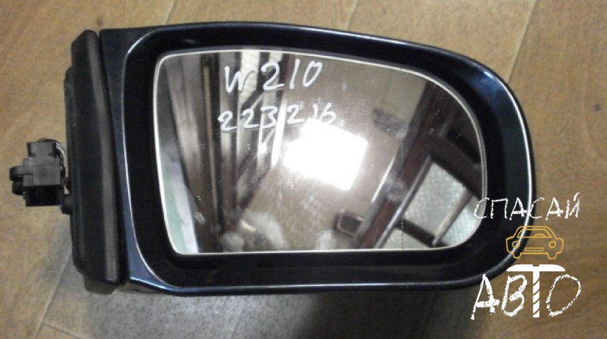 Mercedes-Benz W210 E-klasse Зеркало правое