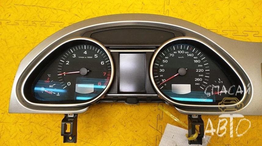 Audi Q7 (4L) Панель приборов