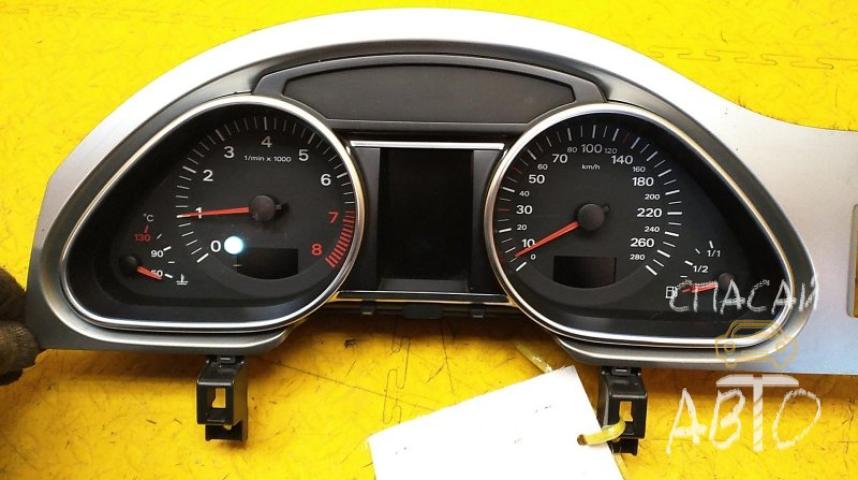Audi Q7 (4L) Панель приборов