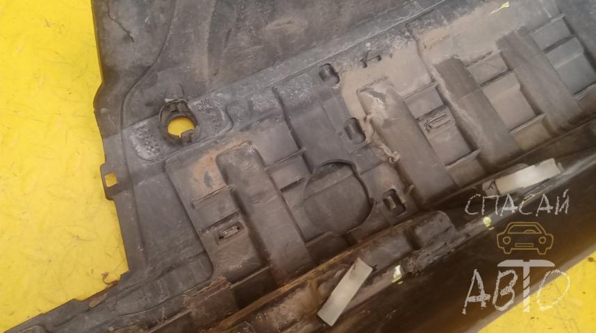 Land Rover Range Rover IV Бампер задний
