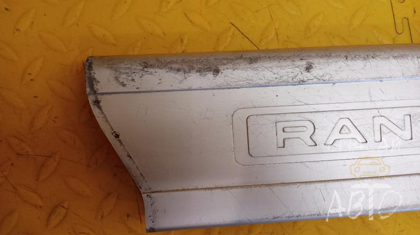 Land Rover Range Rover IV Накладка порога (внутренняя)