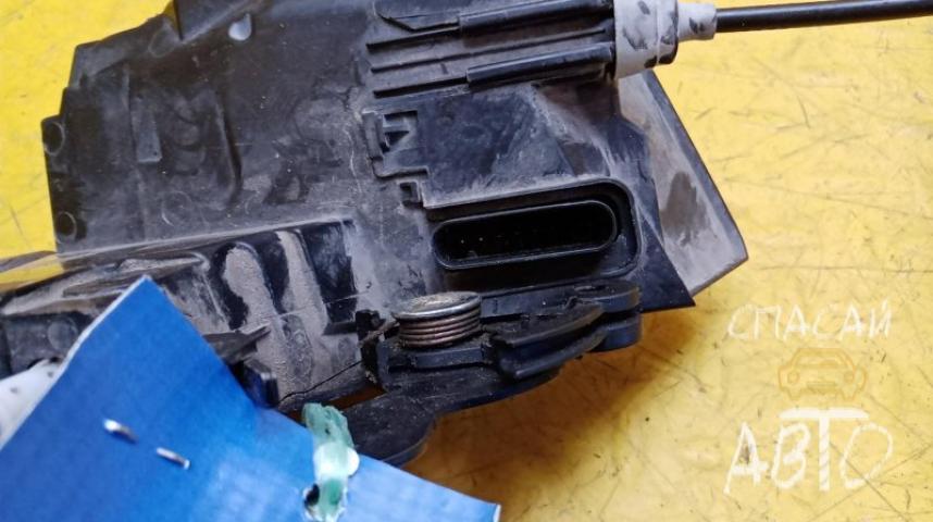 Land Rover Range Rover 4 Замок двери задней правой