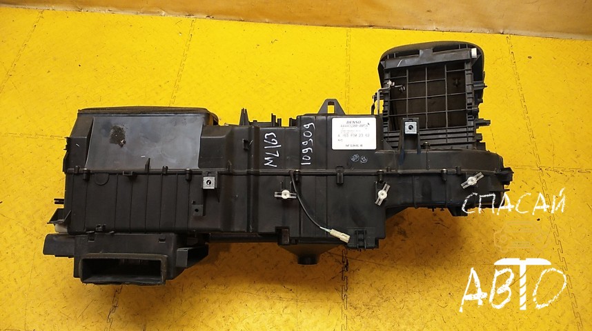 Mercedes-Benz W163 M-klasse (ML) Корпус отопителя - OEM A1638202362