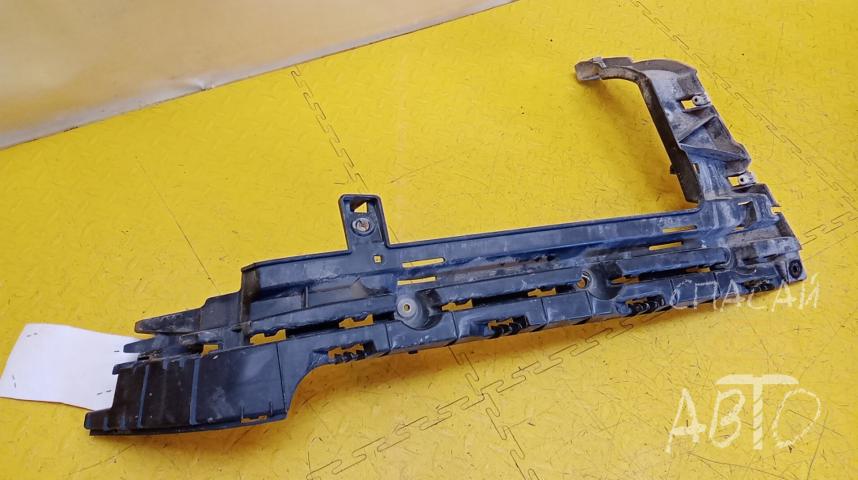 Land Rover Range Rover IV Кронштейн заднего бампера