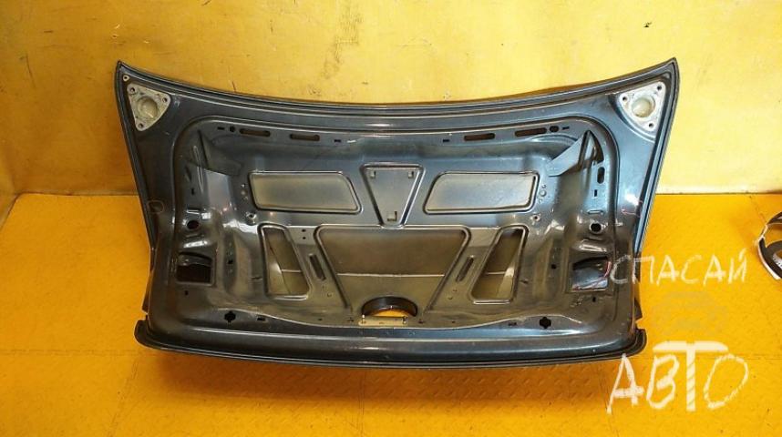 Volkswagen Passat (B7) Крышка багажника