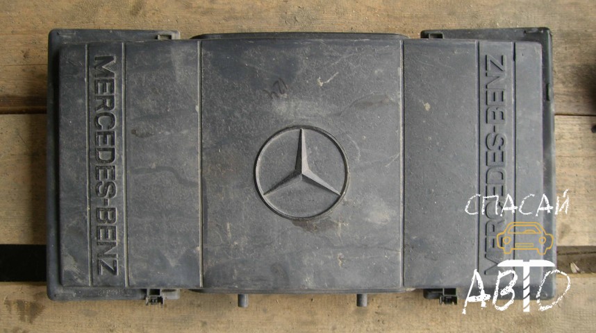 Mercedes-Benz W124 Накладка декоративная