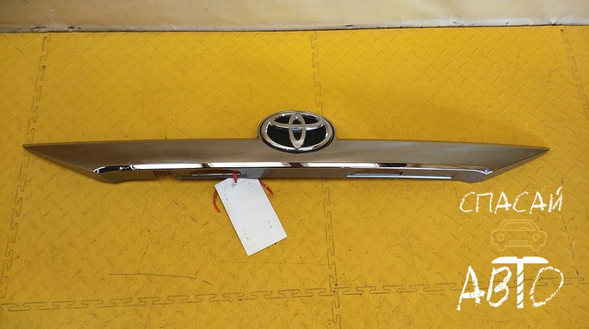 Toyota Camry V50 Накладка крышки багажника - OEM 7680133340