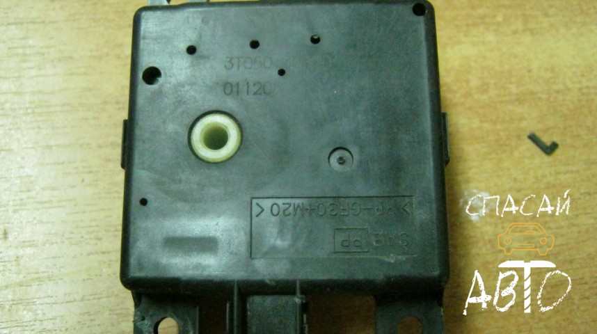 Nissan Primera P12E Сервопривод - OEM 3T05030820