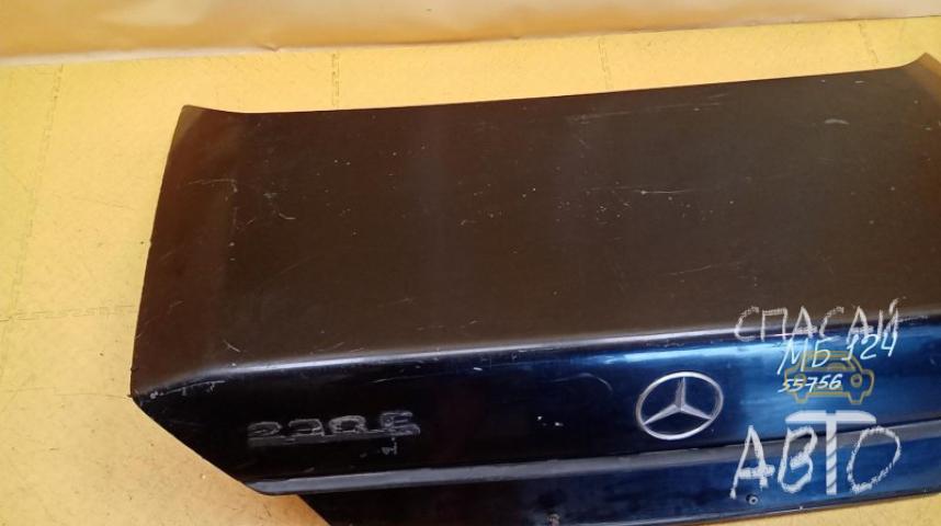 Mercedes-Benz W124 Крышка багажника