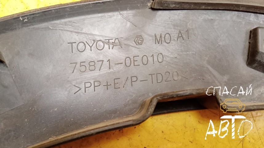 Toyota Highlander III Накладка крыла - OEM 758700E010