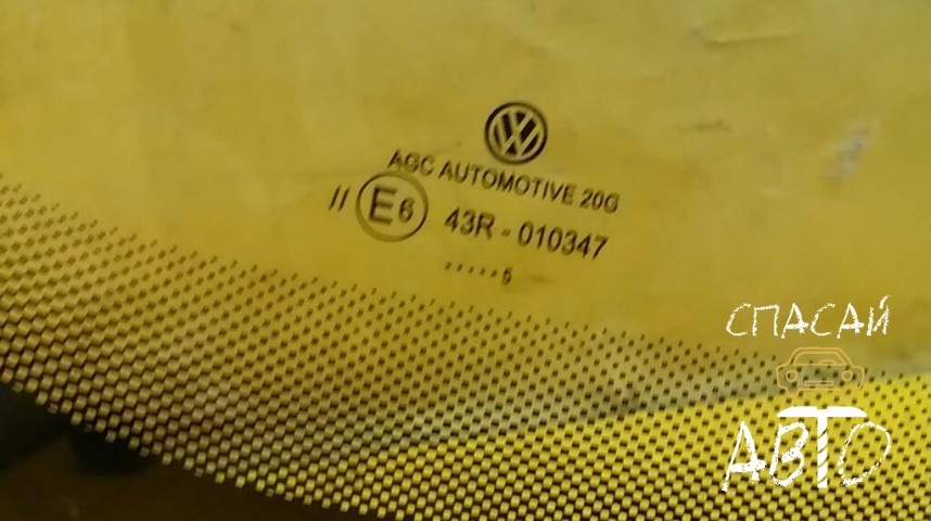Volkswagen Jetta Стекло лобовое (ветровое) - OEM 5CU845011A