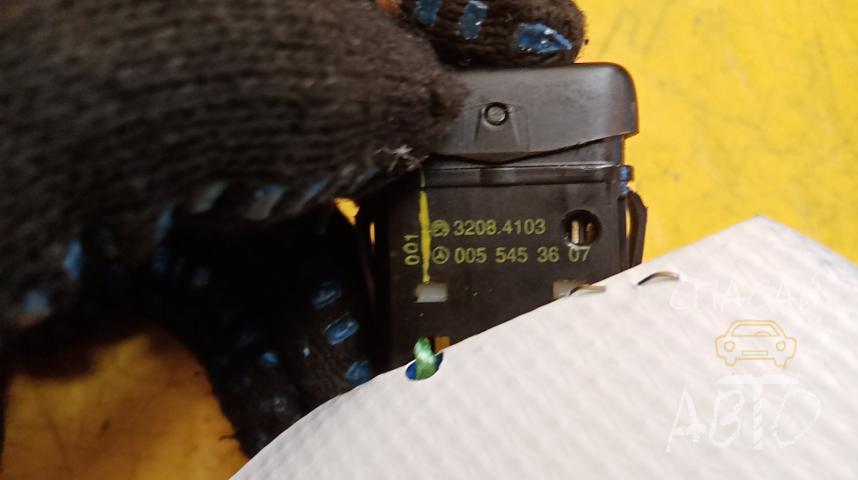 Mercedes-Benz Sprinter (901-905)/Sprinter Classic (909) Кнопка многофункциональная