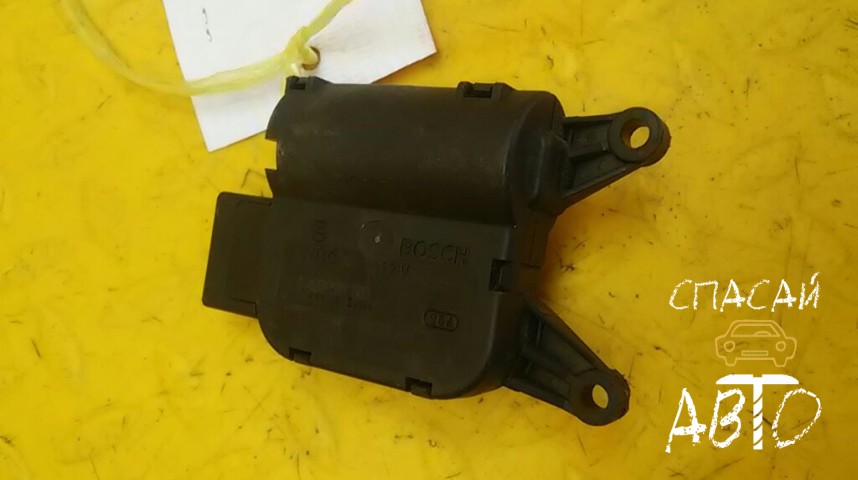 Audi A4 (B7) Моторчик заслонки печки - OEM 8E1820511B