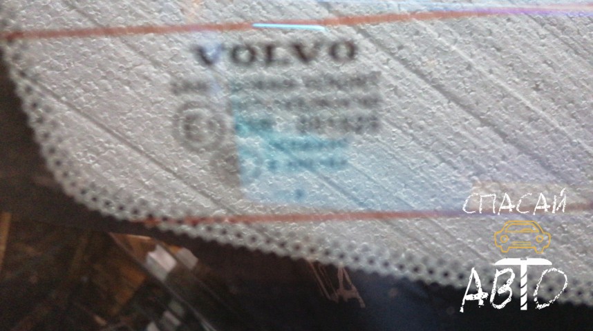 Volvo S40 Стекло заднее - OEM 30799976