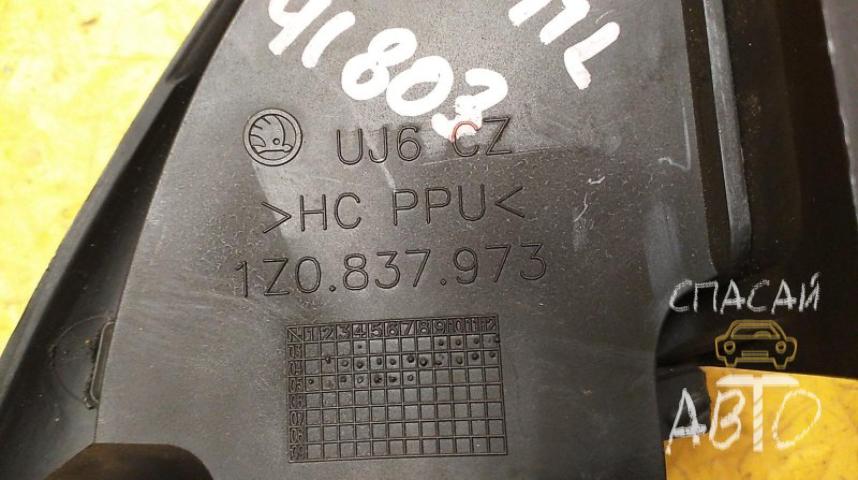 Skoda Octavia (A5 1Z-) Накладка (кузов внутри)