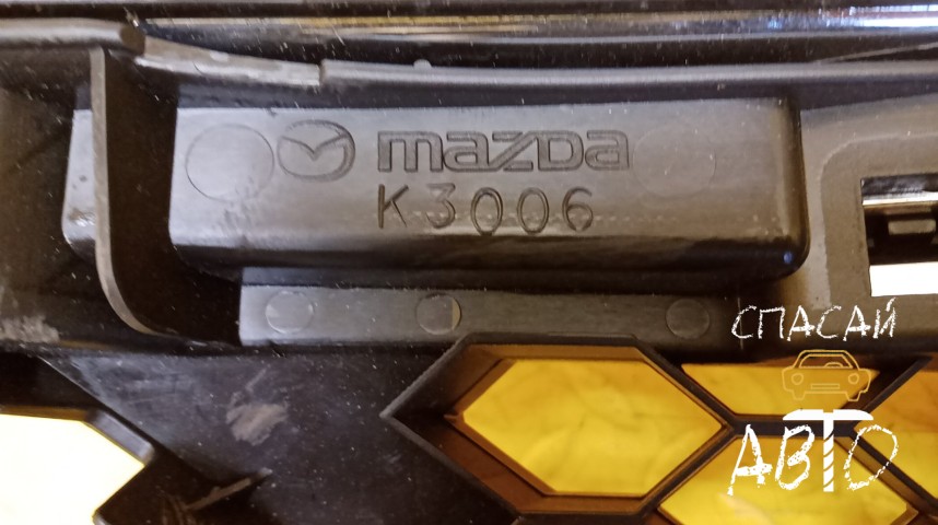 Mazda 3 (BK) Решетка радиатора - OEM BR5H50712